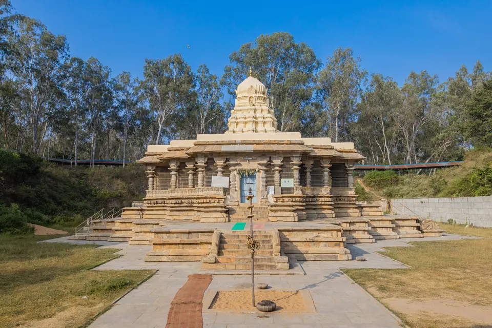 Shri Vaidhyanatheshwaraswamy and Group of Temple’s, Talakadu