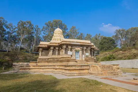 Shri Vaidhyanatheshwaraswamy and Group of Temple’s, Talakadu