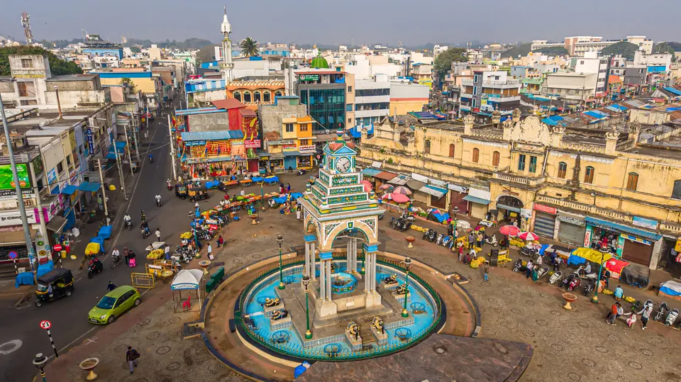 Chikka Gadiyara (Dufferin Clock Tower)