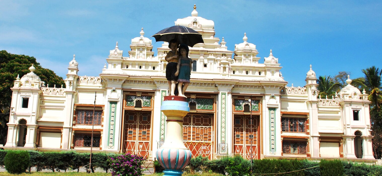 jaganmohanpalac2