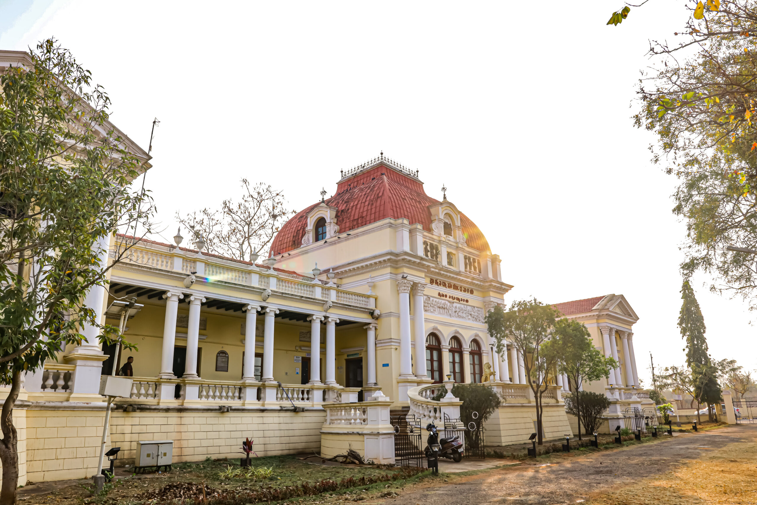 Oriental-Research-Institute
